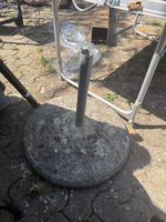 Sockel für Sonnenschirm aus Stein