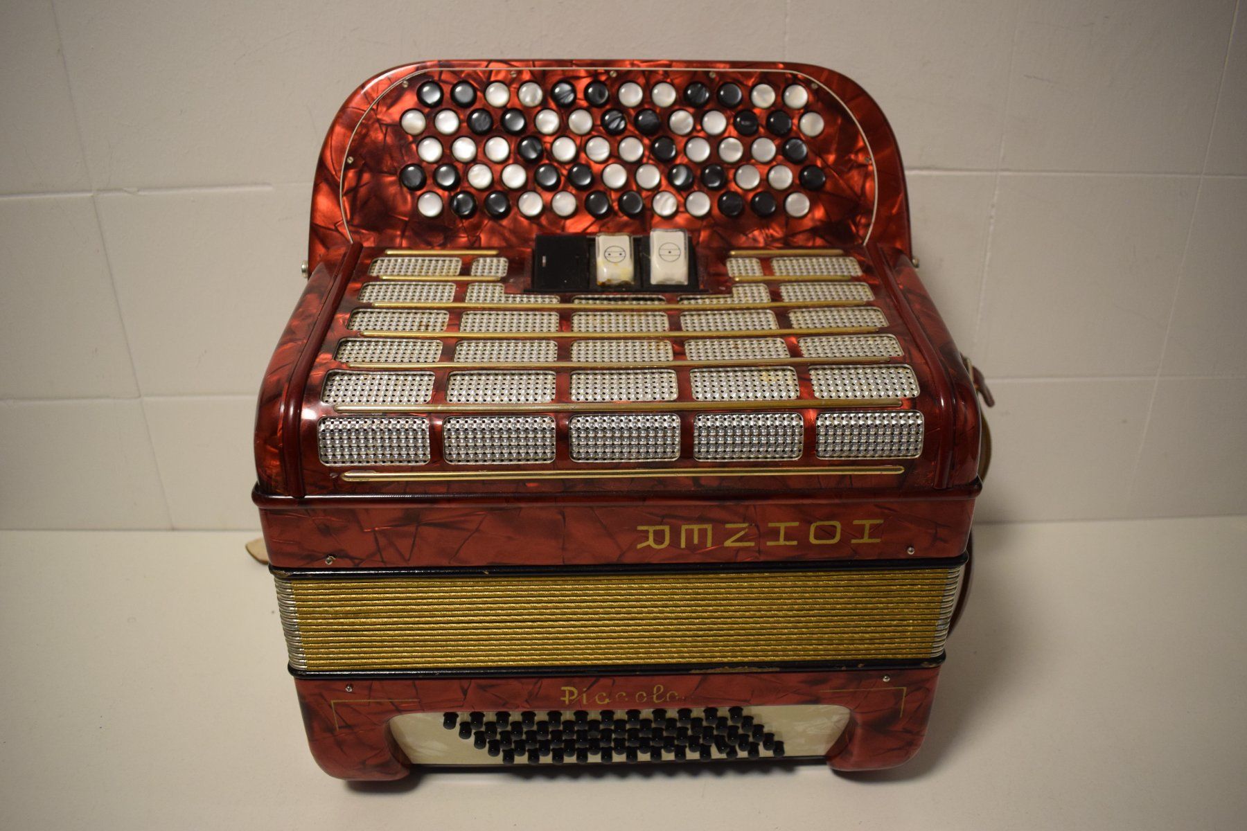 Strumenti musicali: Akkordeon chromatisch Hohner Piccolo – Usato da Zürich venduto da Brockito