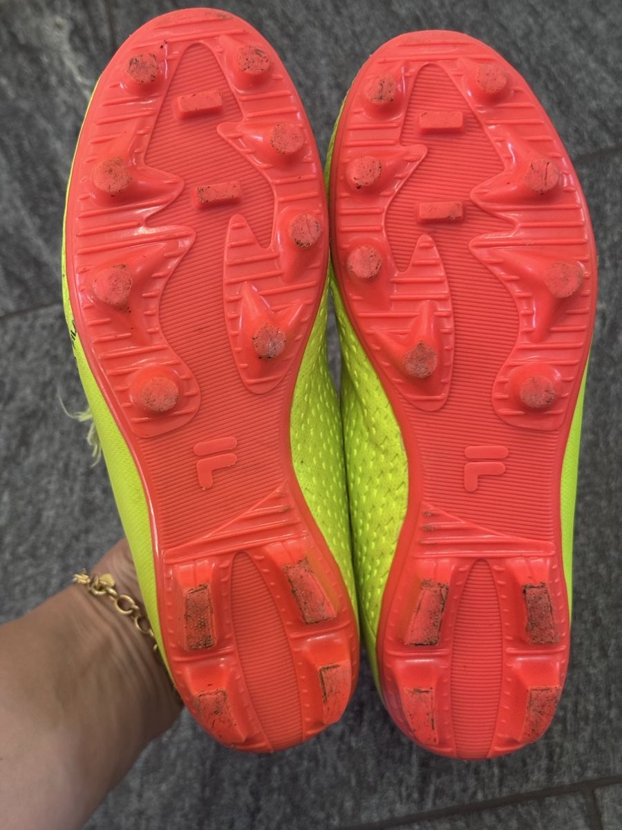 Fila Scarpe per ragazzi: Fila Fussballschuhe 35 – Usato da Wädenswil venduto da dorodi 2