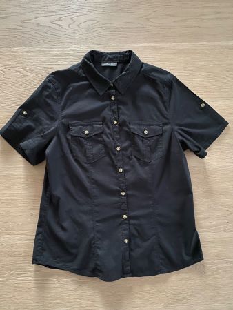 Schwarze Kurzarmbluse Grösse 38