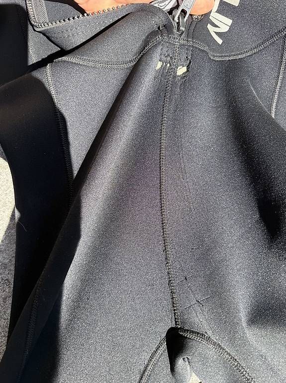 Anzüge: Neopren Anzug – Gebraucht aus Tagelswangen von Mantii 2