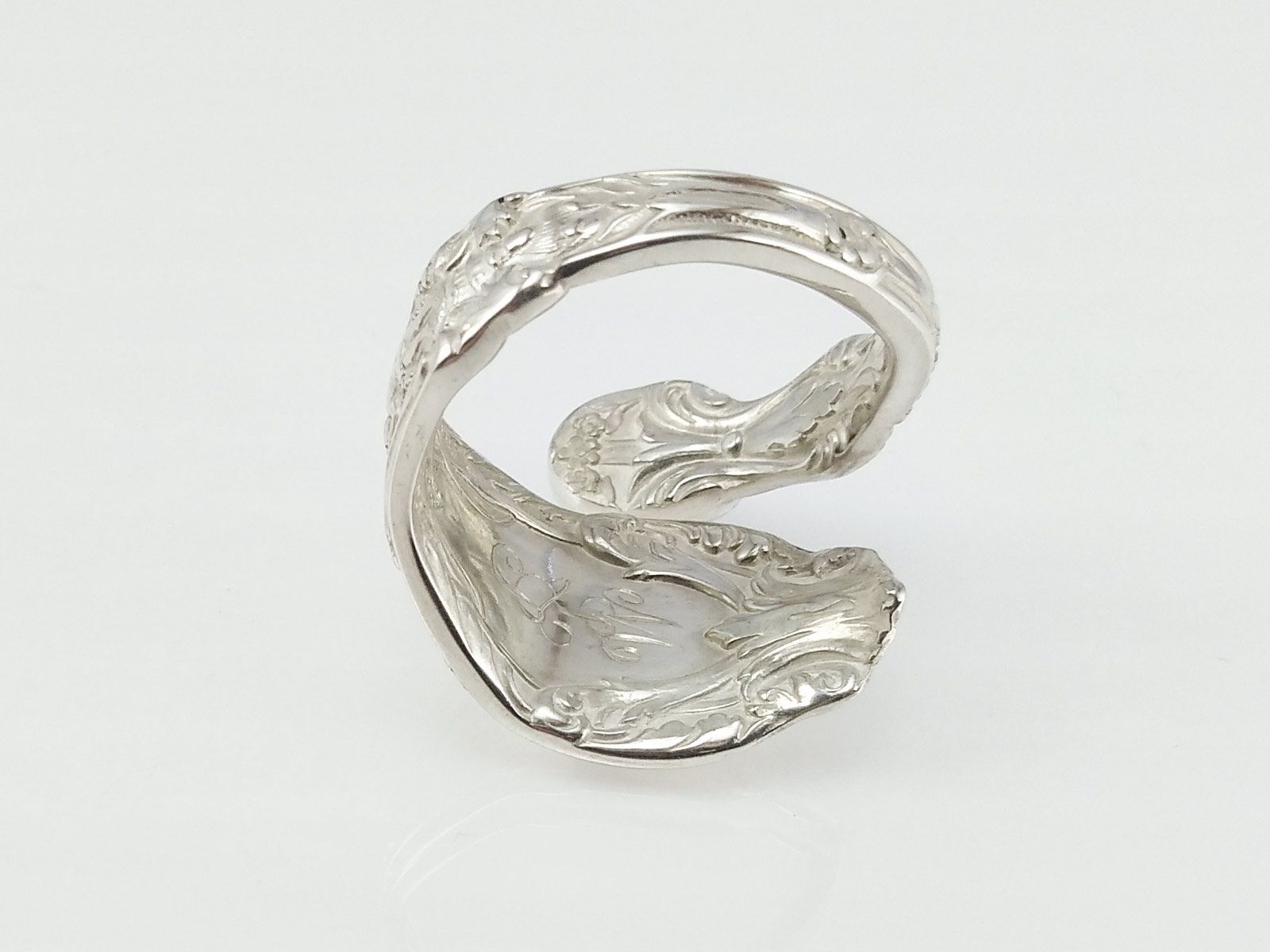 Anelli: Offener Silberring im Jugendstil mit ovalem Sugilith – Nuovo e nell'imballaggio originale da Meilen venduto da Byrd-bijoux 5