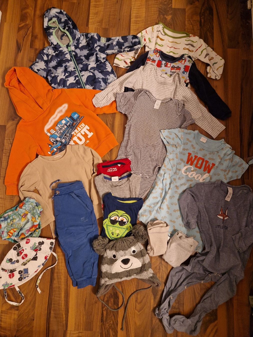Lotti & Set di vestiti: kleiderpaket Junge Gr. 92 – Usato da Bäretswil venduto da alc_5c6l