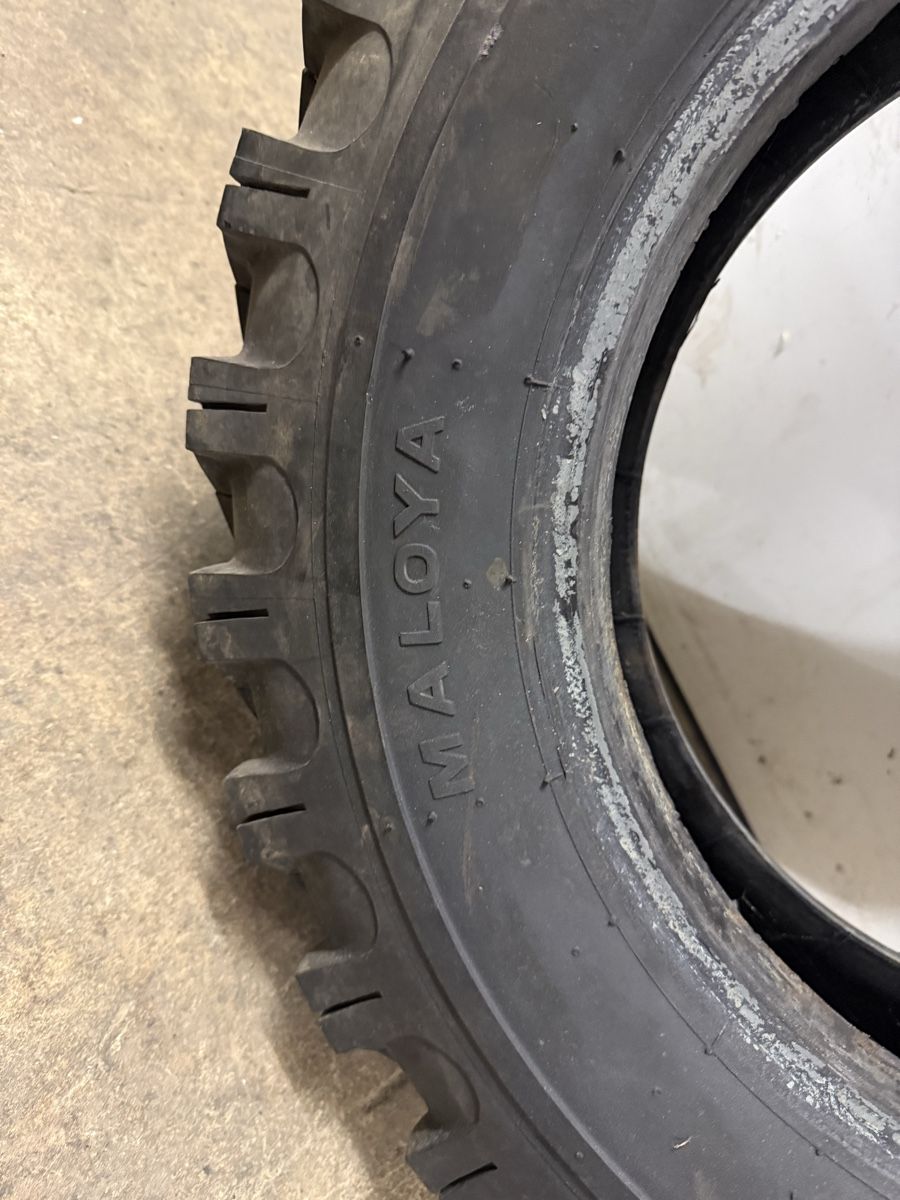 Pneumatici & Ruote complete: Willys Jeep Pneu – Usato da Bettlach venduto da mehr86 1