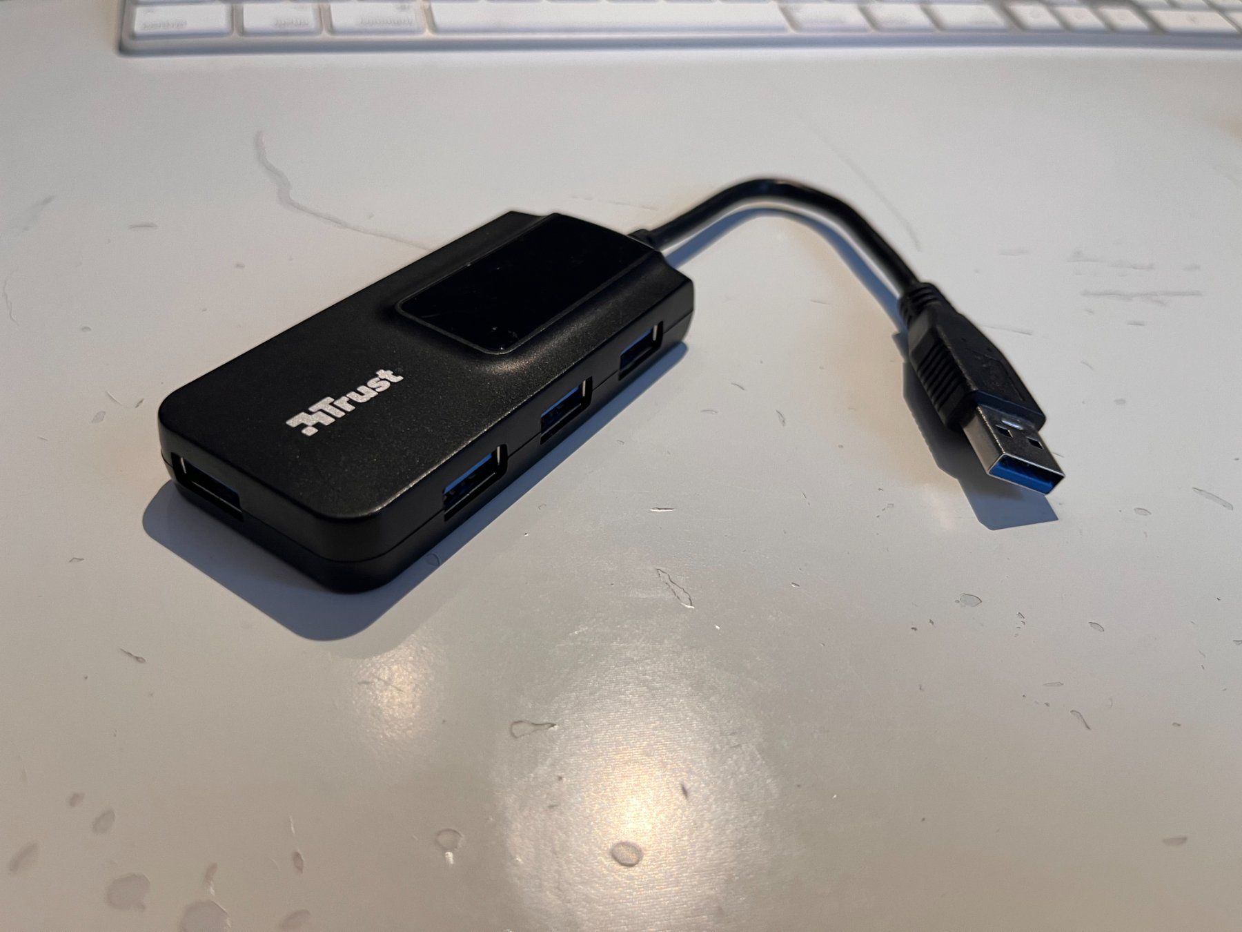 Hub & Switch: Trust USB 4-Weg Hub – Usato da Bern venduto da PJB
