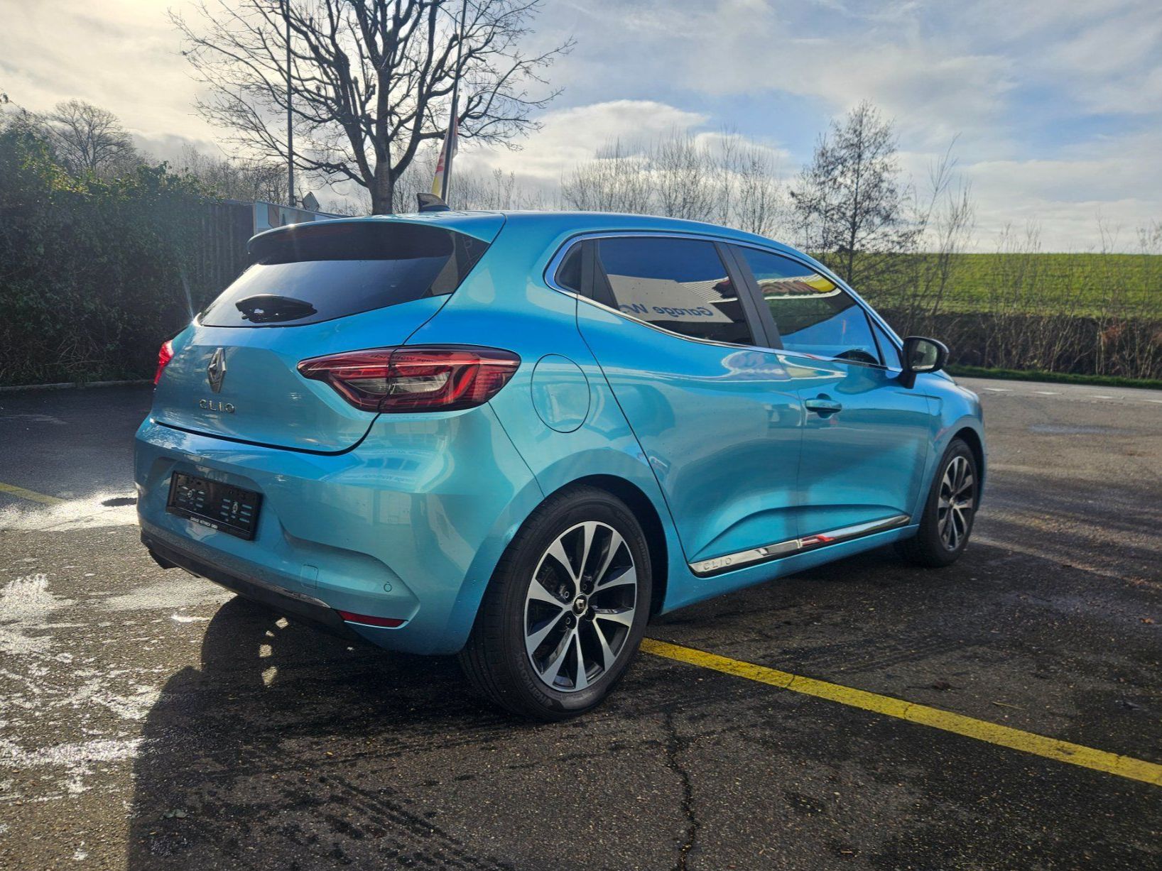 Renault Automobili: Renault Clio Tce100 frisch ab MFK – Usato da Worb venduto da toyosuisse 3