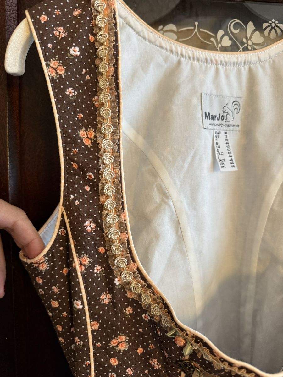 Vestiti: Dirndl Marjo Kleid – Usato da Obfelden venduto da cesarina10 8