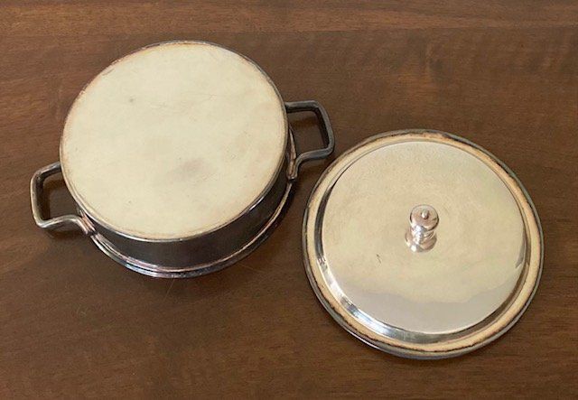 Pentole: Serviercocotte versilbert ungefähre Masse: Durchmesser 14 cm – Usato da Zürich venduto da kaegret 1