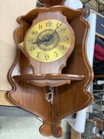 Klassische Wanduhr aus Holz – Rustikaler Landhausstil (Vinta