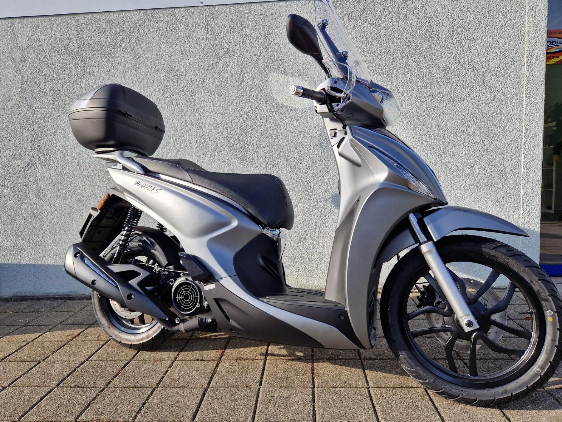 Kymco Scooters: KYMCO People S 125ccm ABS Roller Scooter - NEU – Neu und originalverpackt aus Wetzikon ZH von MOFAG-AG