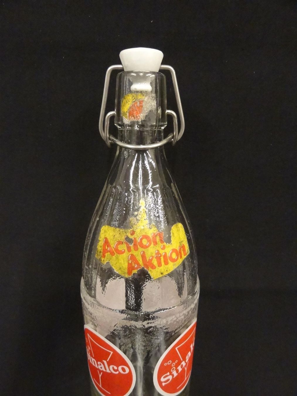Sinalco Bicchieri, Caraffe & Bottiglie: alte Flasche SINALCO 1970 100cl – Usato da Kerzers venduto da Flaschenposten 2
