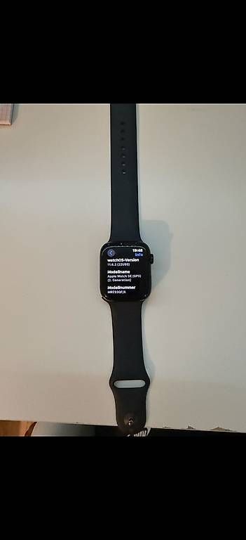 Apple Smartwatch: Apple Watch SE 2. Generation 44 mm GPS – Usato da Elgg venduto da ras_vkv2 1