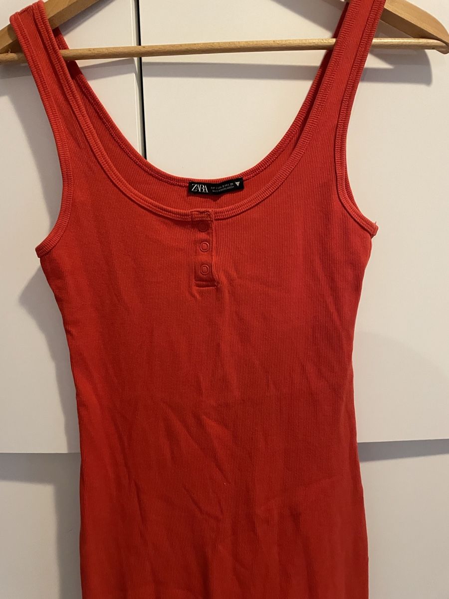 Zara Robes: Robe rouge Zara s – D'occasion à Pully par kaba07 1