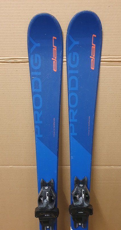 Elan Skis: Sommerangebot – Elan Prodigy 140cm – Gebraucht aus Mels von imkereibedarf-schwar 1