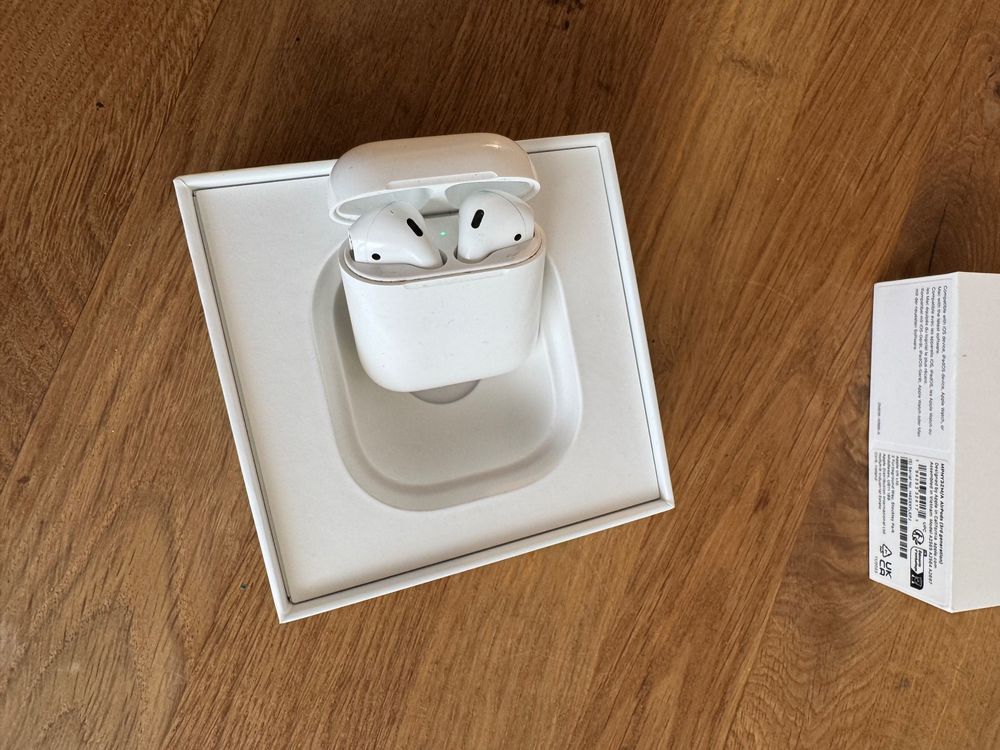 Apple AirPods 3 Generation 2