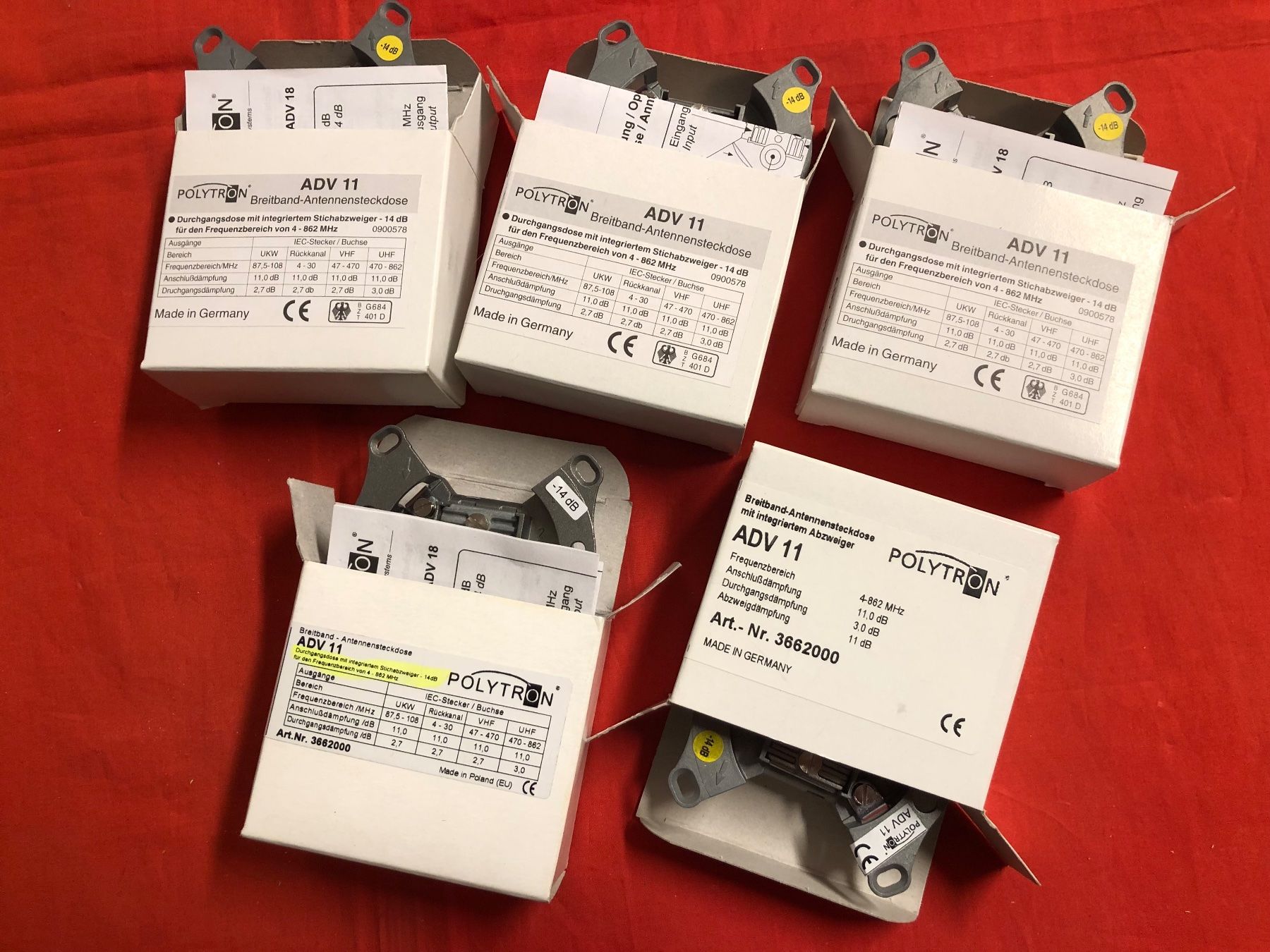 Spine: Polytron ADV 11 Breitband-Antennensteckdose – Usato da Neerach venduto da Arbimus