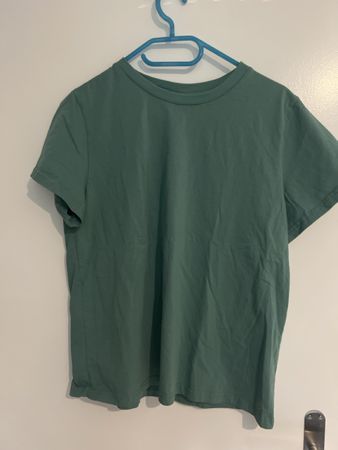 T-Shirt Grösse XL grün guter Zustand