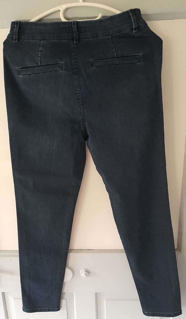 Marc Cain Jeans: Jeanshosen Gr. N1, MARCCAIN – Usato da Nesslau venduto da Churfirsten08 1