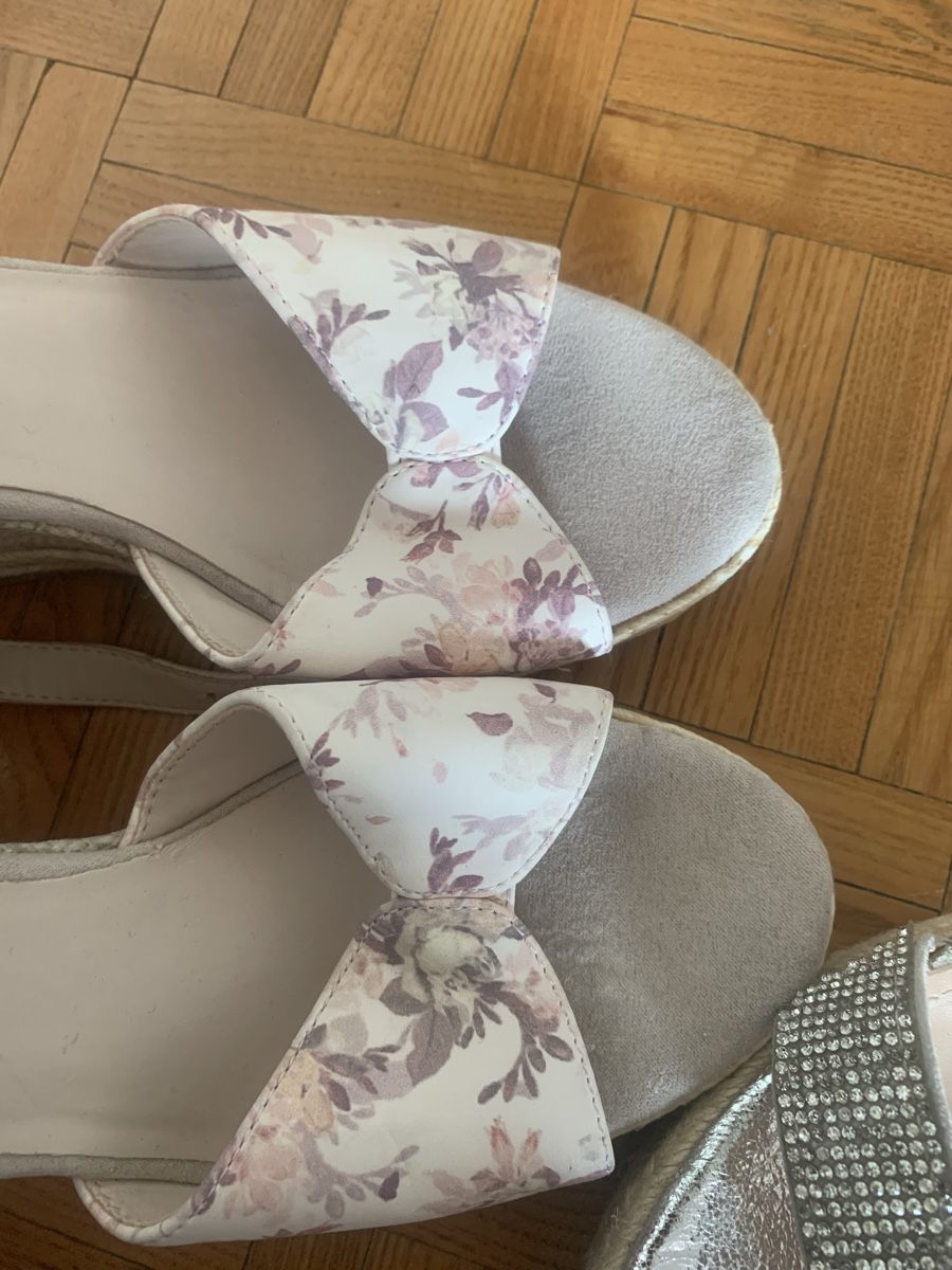 Scarpe da donna: 2 Sandale gr 39 – Usato da Gutenswil venduto da Bregenzer8610 4