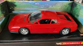 Ferrari Testarossa 1984 1:18 HotWheels