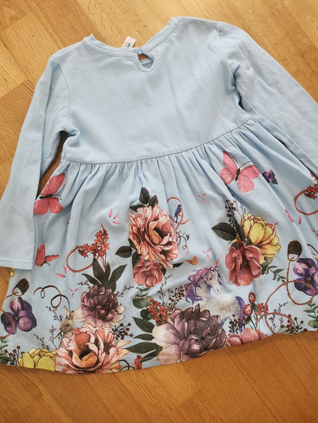Vestiti & Gonne: Kleid, gr. 116 – Usato da Zürich venduto da Simfa 3