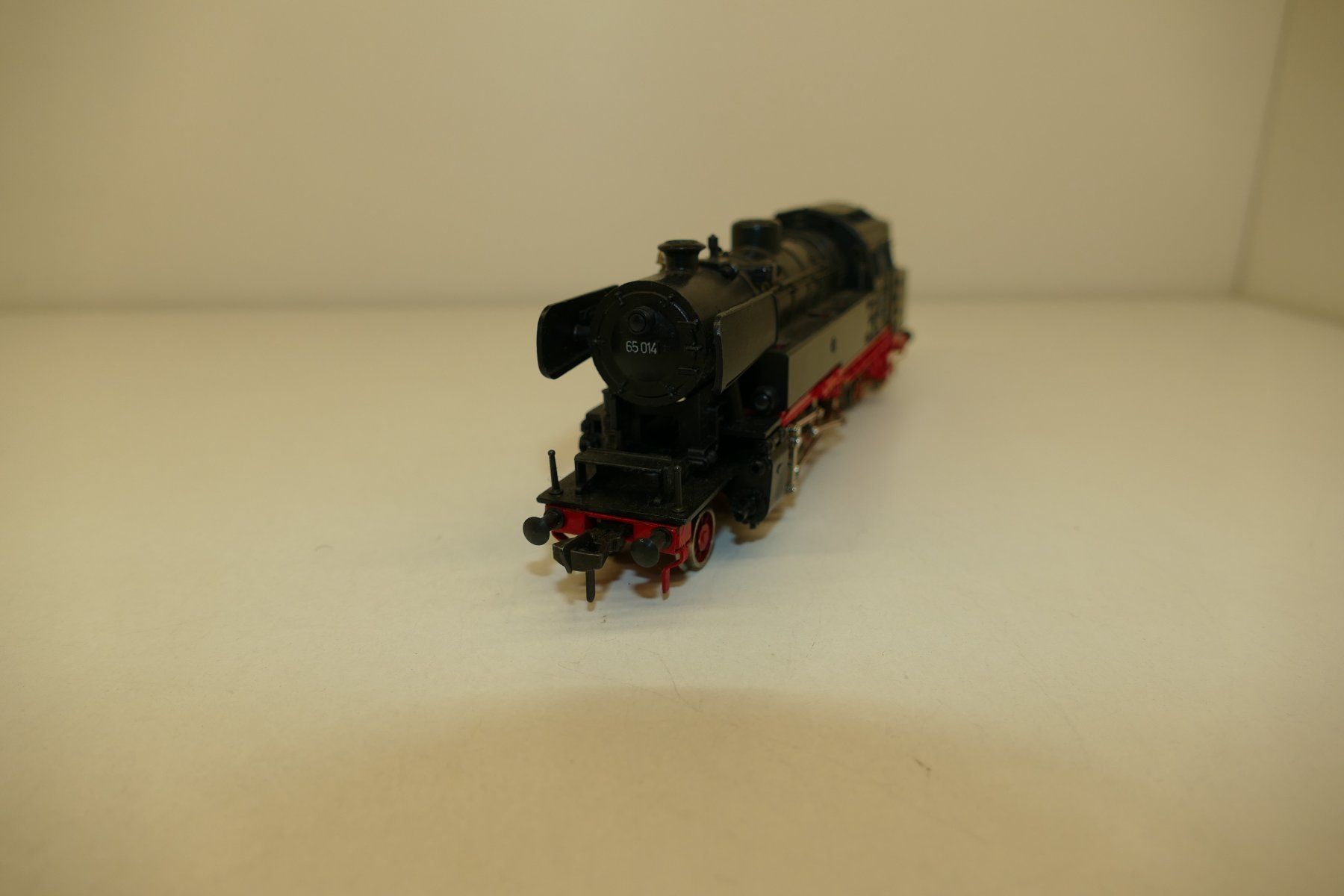 Fleischmann Modelleisenbahnen: Fleischmann H0: DB Tenderdampflok BR65 – Gebraucht aus Niederhasli von rail-duerst 1