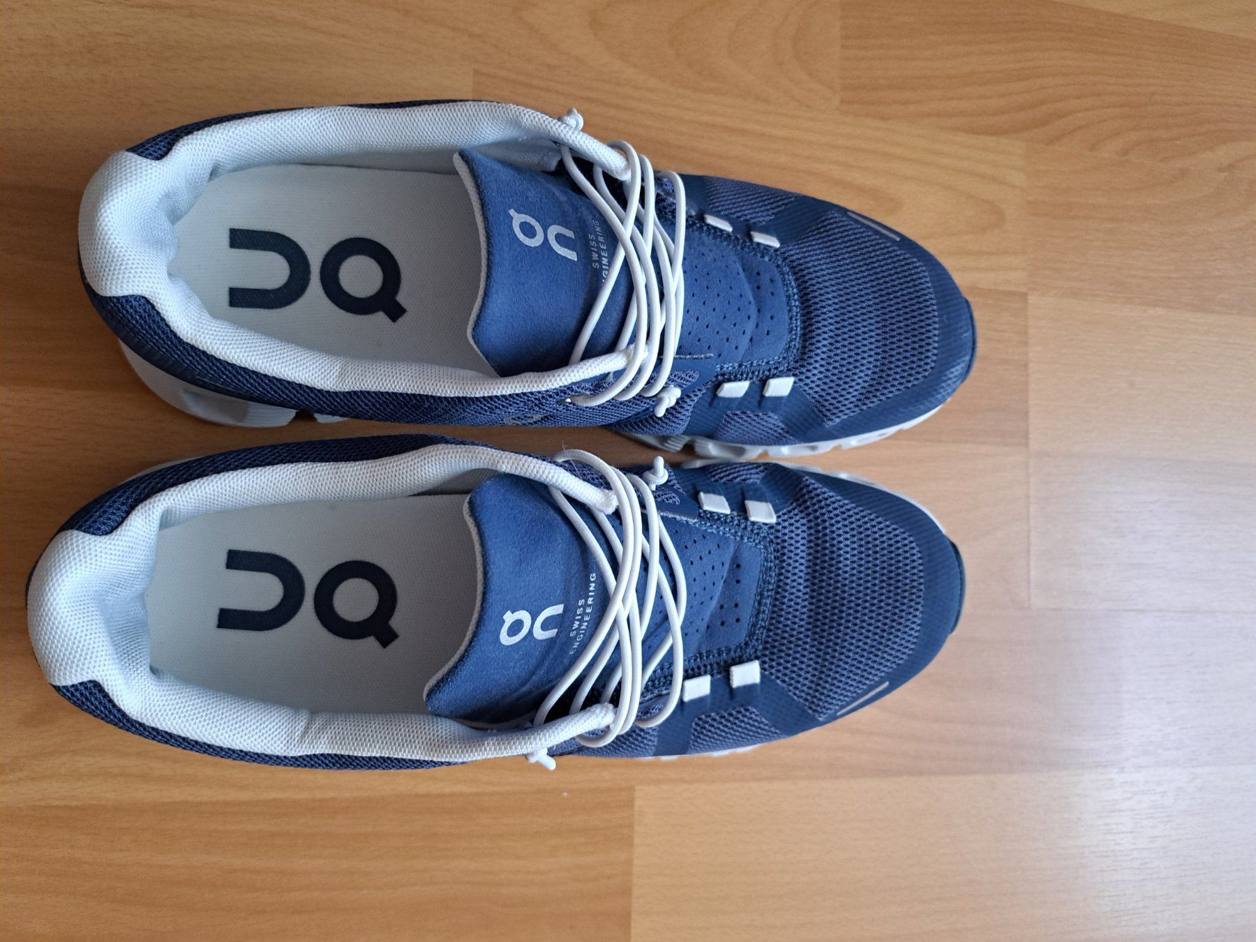 On Scarpe da donna: ON Cloud Laufschuhe blau Grösse 40.5 – Usato da Hindelbank venduto da Wimihi 1