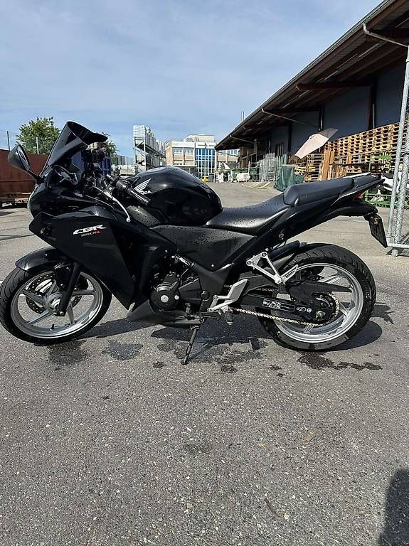 Honda Strada: Honda CBR 250 – Usato da Assens venduto da aeb_2kh7