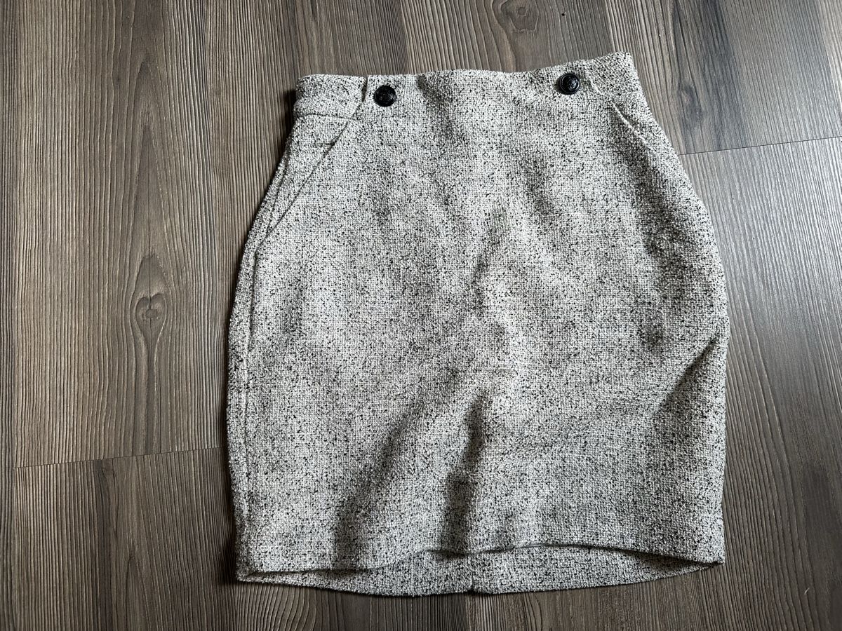H&M Gonne: Rock grau meliert Gr. 34 – Usato da Schaanwald venduto da ael248