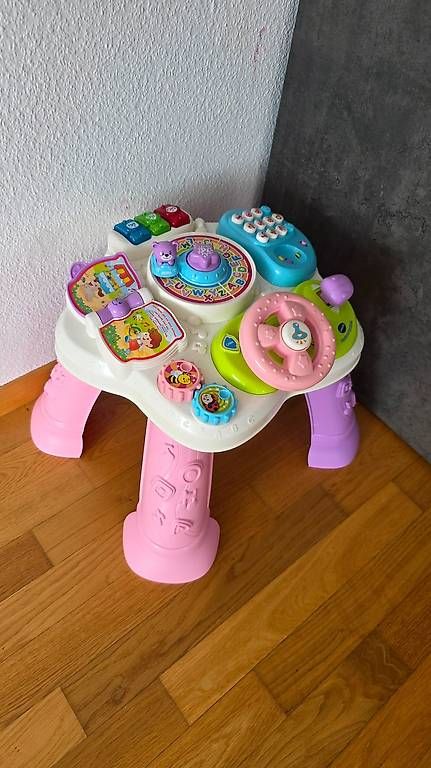 Vtech Spielzeuge: V-Tech Spieltisch – Gebraucht aus Wädenswil von dra_b52j