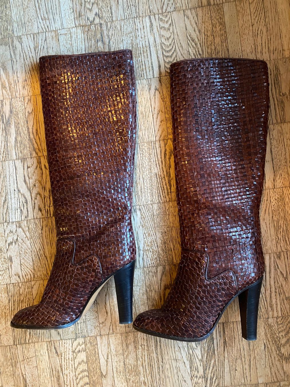 Scarpe da donna: Intrecciato vintage leather boots – Usato da Zürich venduto da flu_md8h