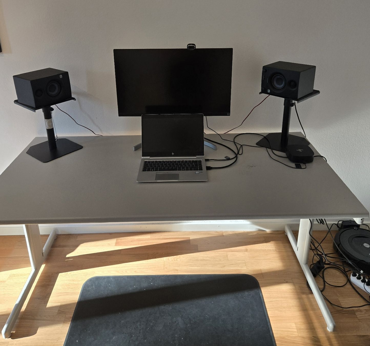 Scrivanie: Pult/Schreibtisch breite 160cm – Usato da Solothurn venduto da hewlettundPackard
