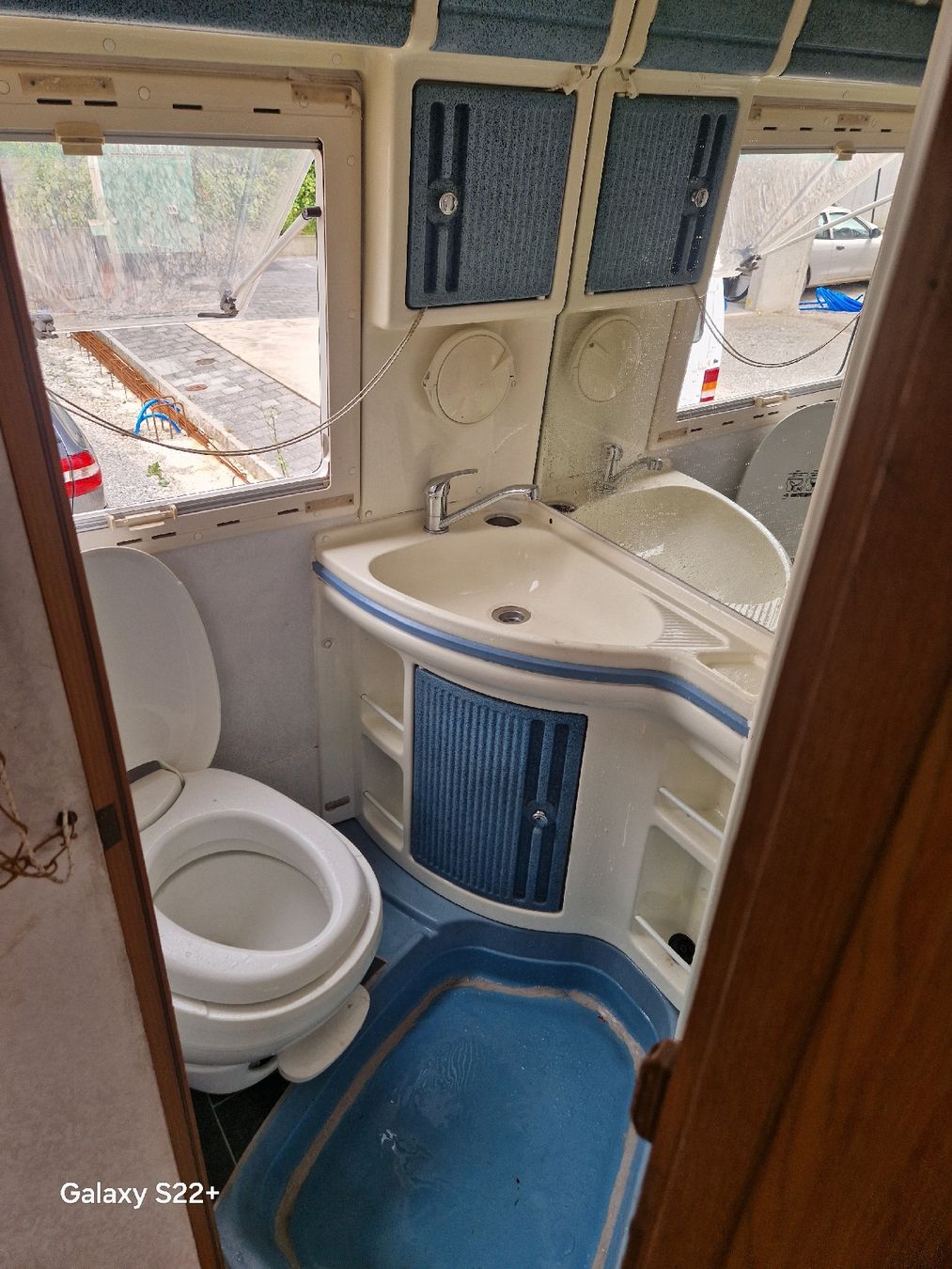 Iveco Veicoli da campeggio: Camper Wohnmobil Iveco – Usato da Zofingen venduto da Aaron17 3