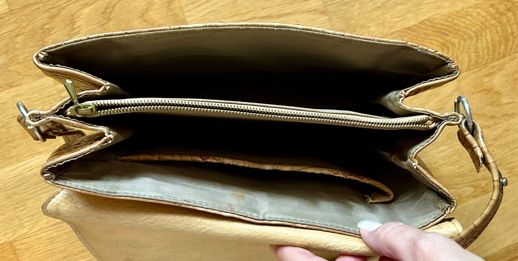 Borse da donna: Handtasche Vintage Krokodil – Usato da Männedorf venduto da Alderamin1 2