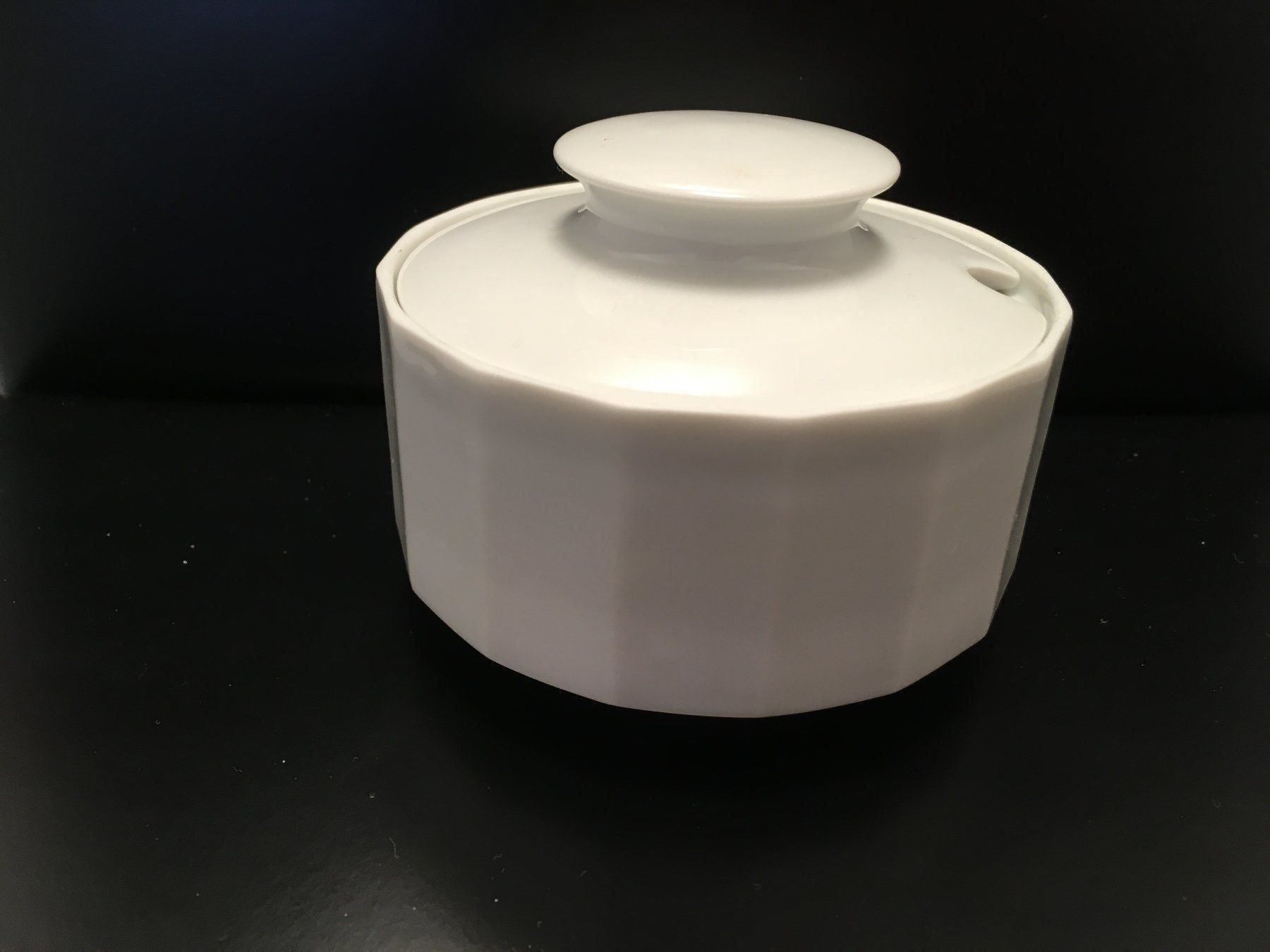 Rosenthal Zuccheriere: Zuckerdose - Rosenthal Polygon weiss – Usato da Affoltern am Albis venduto da Blackrhythm 6