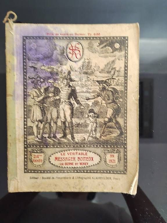 Libri: Almanach 1921 couverture tachée – Usato da Fully venduto da mirard