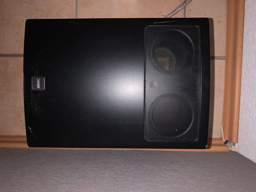 REL Serie S : 4 nouveaux caissons de basses avec haut-parleur