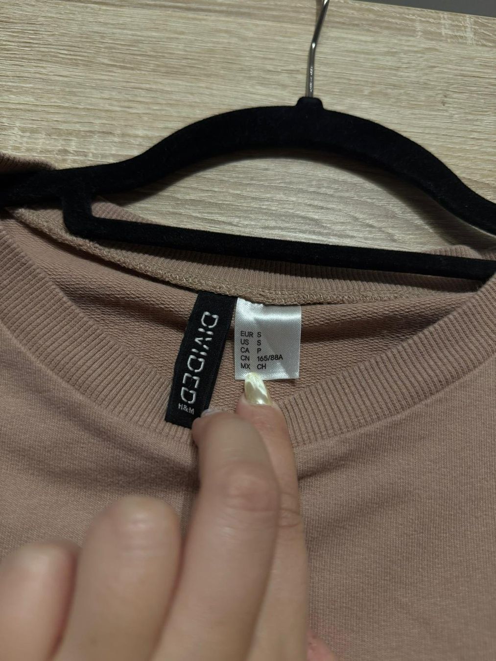 H&M Maglioni & Felpe: Pull rose basique – Usato da Montreux venduto da Iza_81199 3