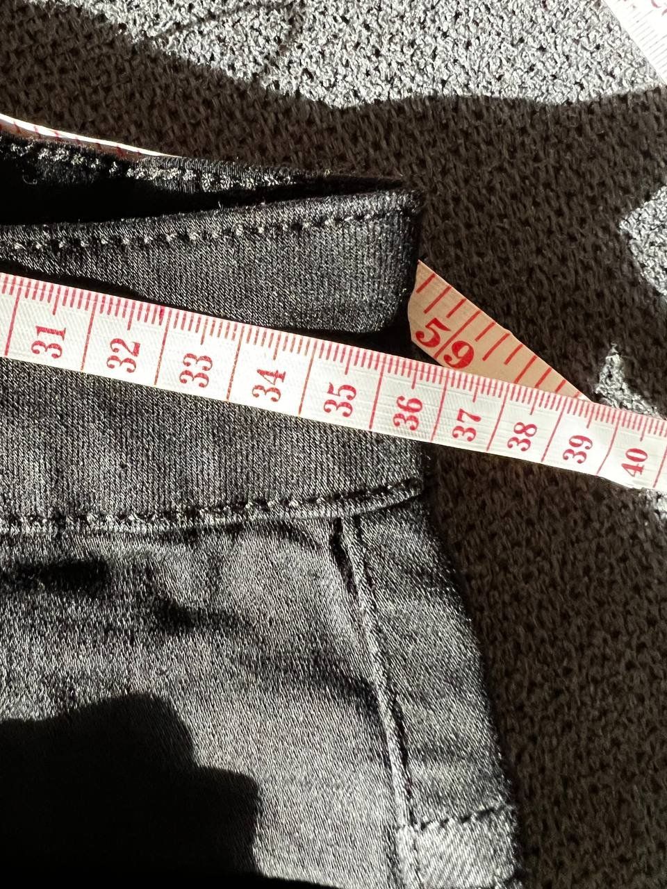 Pantaloni: Neue Schorts M – Nuovo e nell'imballaggio originale da Riehen venduto da edu_92w7 8