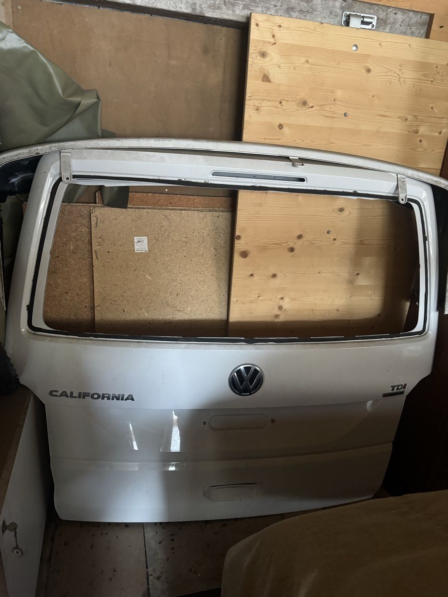 VW Veicoli da campeggio: VW T6 Heckklappe, Front-, Heckstossfänger – Difettoso da Günsberg venduto da ealle61