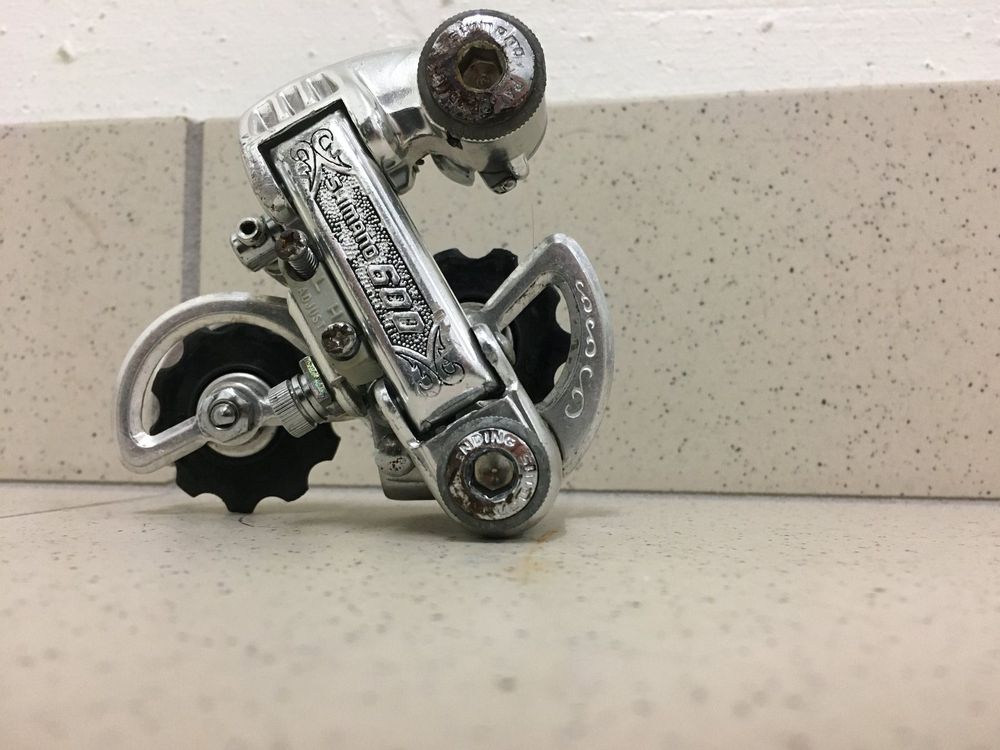 Dérailleur Arrière Shimano 105 Vintage – Occasion, Bon état