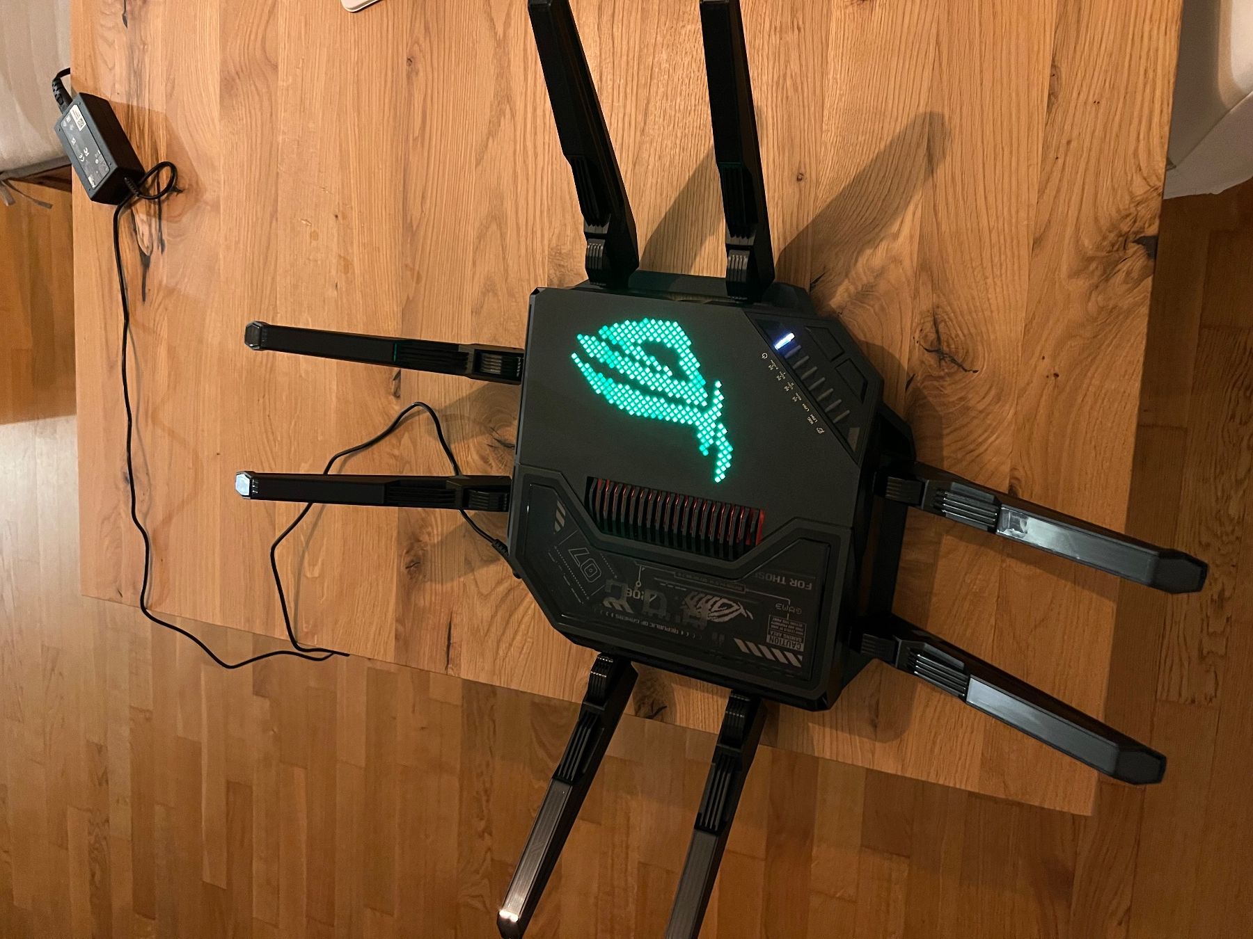 Asus Modems & Router: Router ROG Rapture GT-BE98 WiFi 7 – Gebraucht aus Münchenstein von shin86 1