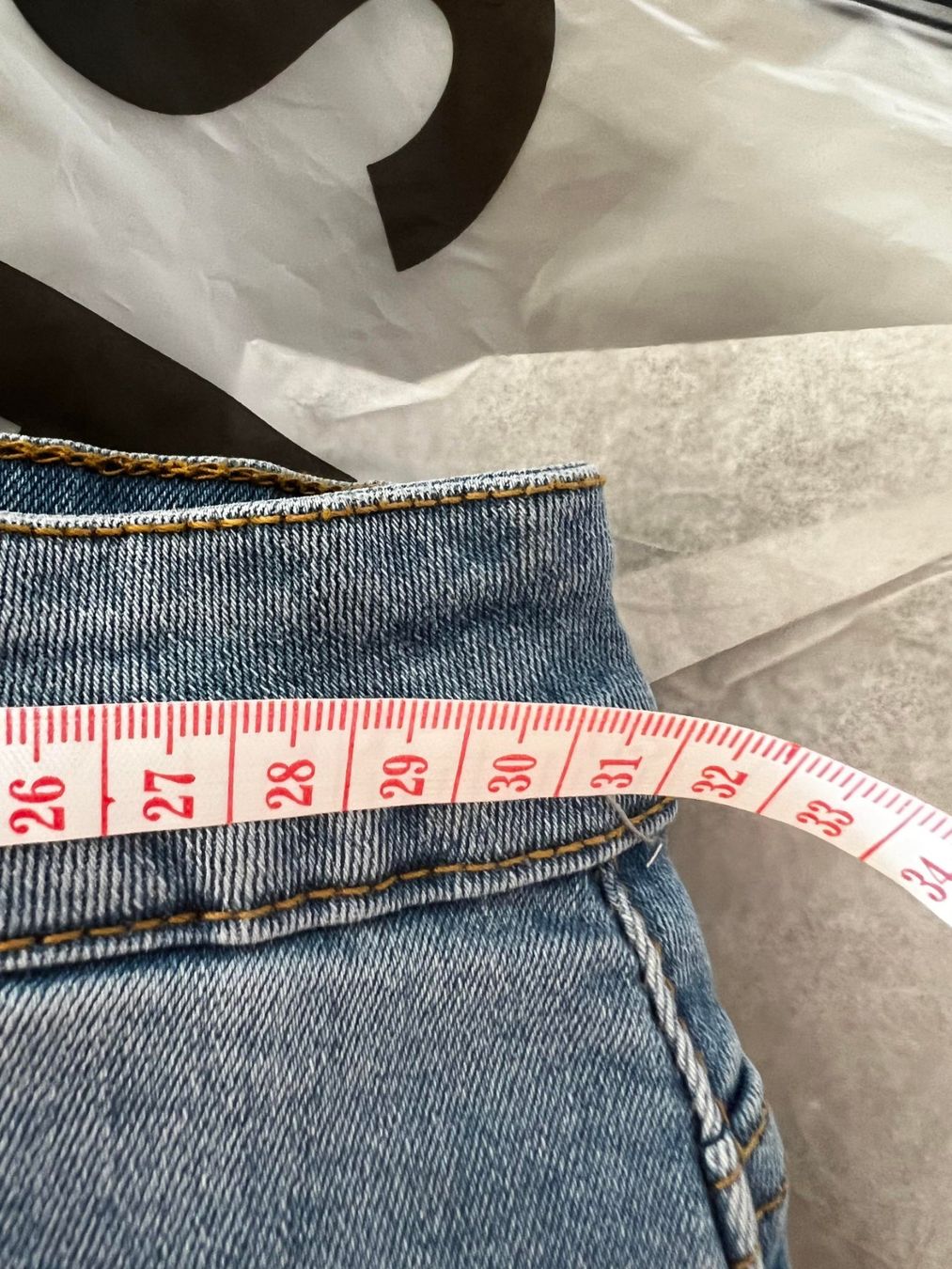 Pantaloni: Neues Shorts S – Nuovo e nell'imballaggio originale da Riehen venduto da edu_92w7 6