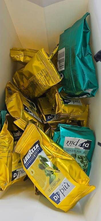 Lavazza Macchine per caffè & Macchine per espresso: Lavazza Kaffemaschiene und Kapseln – Usato da Illnau venduto da Tschumpi 3