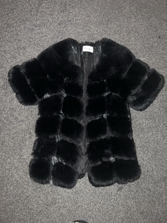 Schwarze Kunstfelljacke/Weste Grösse S