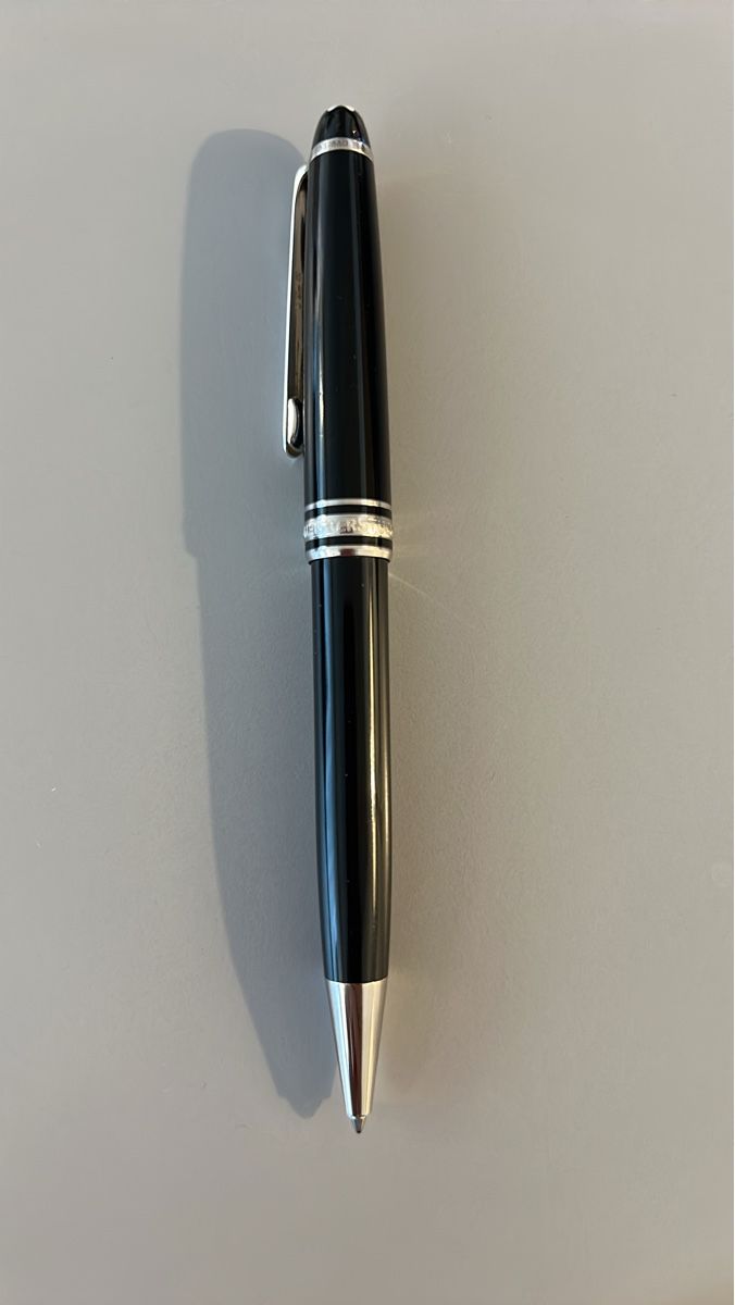Montblanc Penna & Evidenziatori: Montblanc Platinumbeschichteter Classique Kugelschreiber – Usato da Küsnacht ZH venduto da ramewi