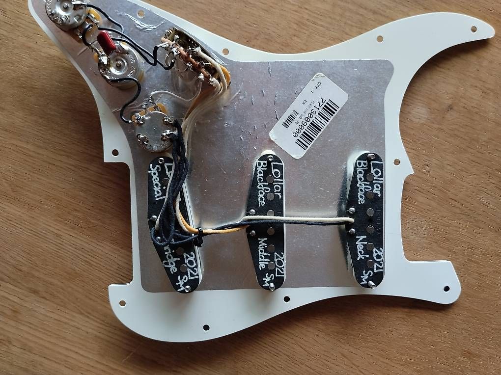 Musikinstrumente: Lollar Stratocaster Pickup Set / Prewired Pickguard – Gebraucht aus Beinwil am See von choragreece 1