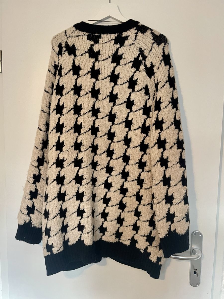 Mango Maglioni & Felpe: Stylish Knit Cardigan - Oversized – Nuovo (secondo la descrizione) da Roche VD venduto da closetcleanse 6