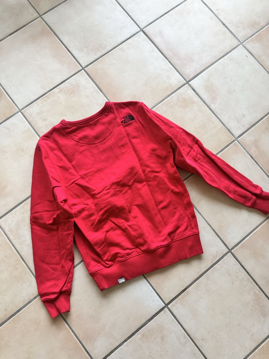 North Face Maglioni & Felpe: Pull the North Face rouge – Nuovo (secondo la descrizione) da Lonay venduto da nei_79jc 1