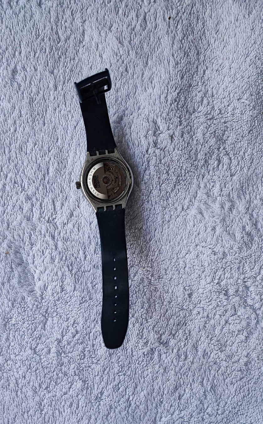 Swatch Orologi: SWATCH POISSON ROUGE YAS400 – Usato da Zollikofen venduto da zar_j67f 4